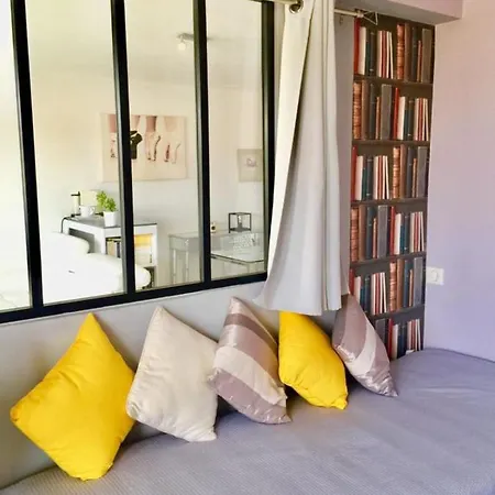 La Salis Cute With Seaview Tatil Evi Antibes